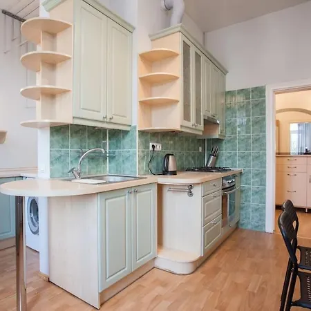 Spacious, Comfy 4br Center * ריגה